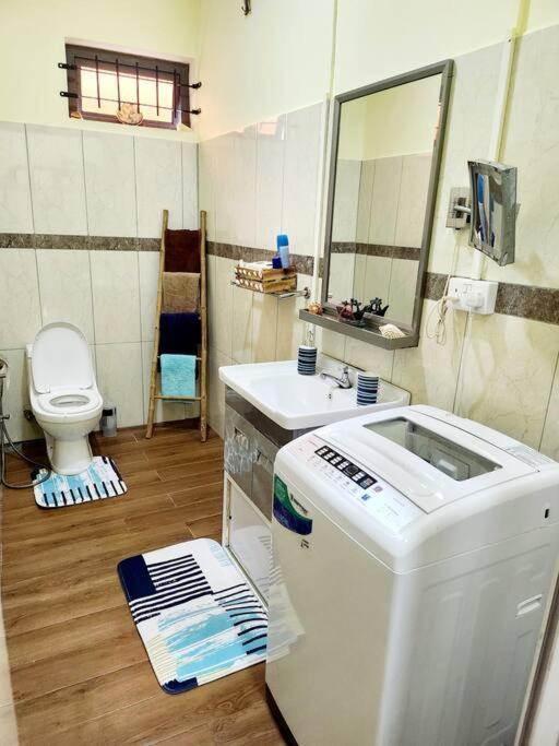 Kot Nu - Beach Themed Apartment - 3 Mins Walk From The Sea Flic-en-Flacq المظهر الخارجي الصورة