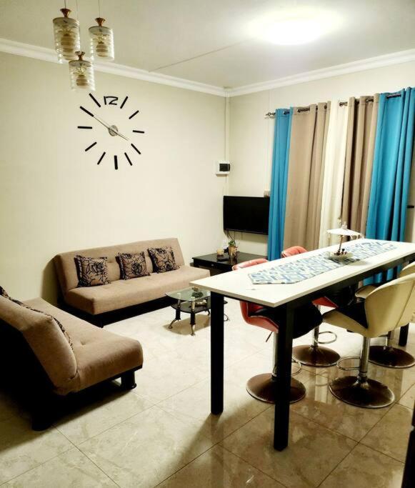 Kot Nu - Beach Themed Apartment - 3 Mins Walk From The Sea Flic-en-Flacq المظهر الخارجي الصورة