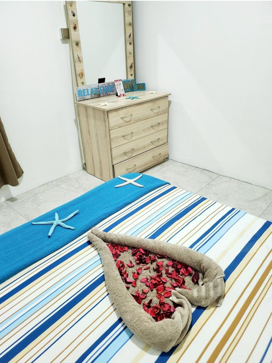 Kot Nu - Beach Themed Apartment - 3 Mins Walk From The Sea Flic-en-Flacq المظهر الخارجي الصورة